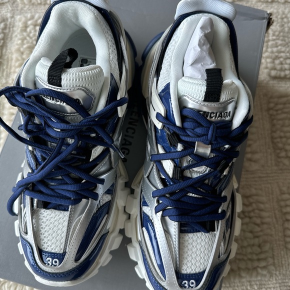 NWT Balenciaga Track Sneaker LED Metallic Silver and blue size 39 - Picture 2 of 5